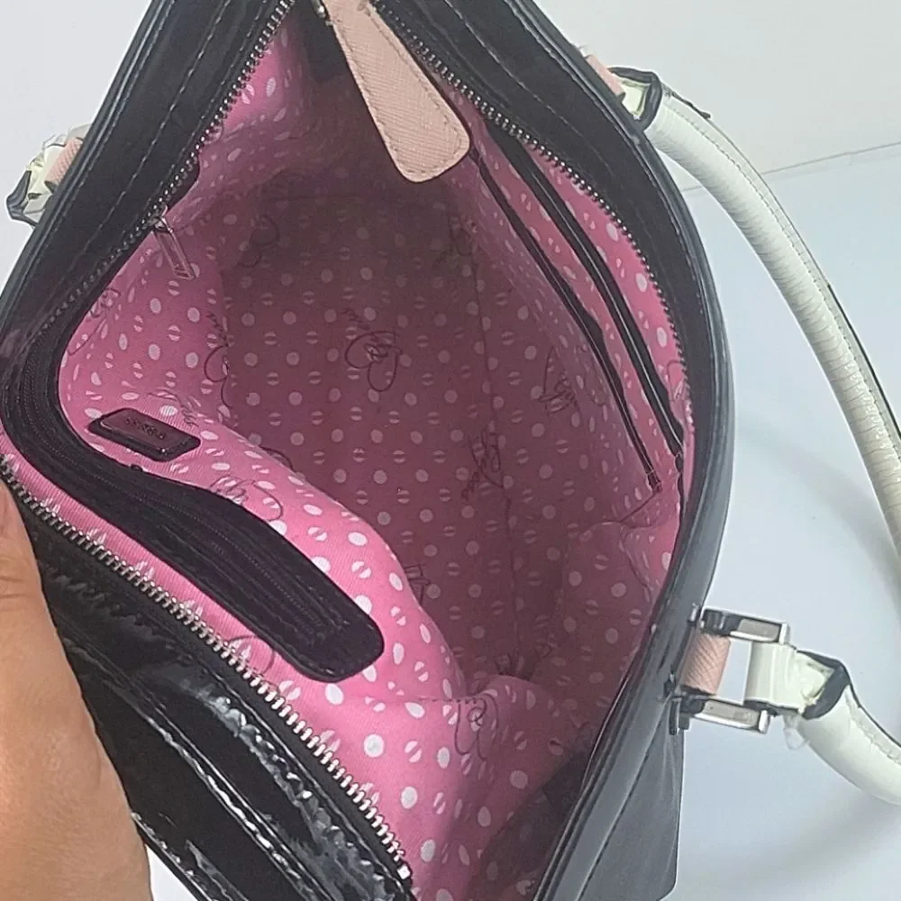 Guess Shoulder Bag‎
